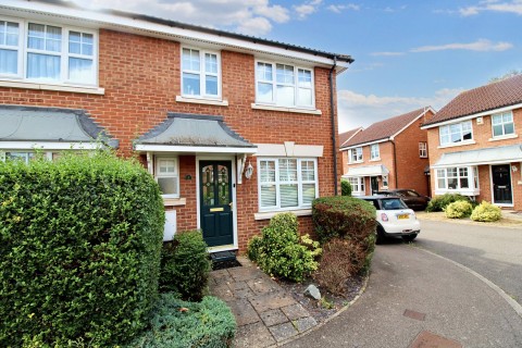 View Full Details for Pike End, Stevenage, Hertfordshire