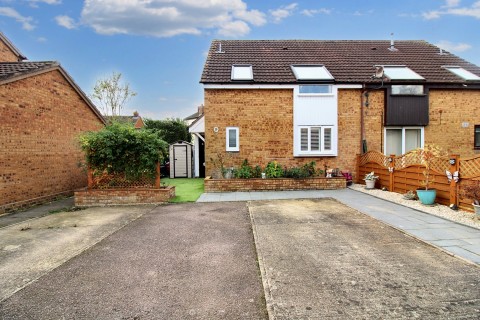 View Full Details for Montfitchet Walk, Stevenage, Hertfordshire